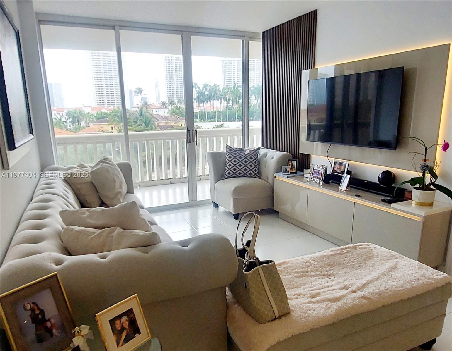 508 2 / 2 1230 sq. ft. $ 2026-05-18 0 Photo