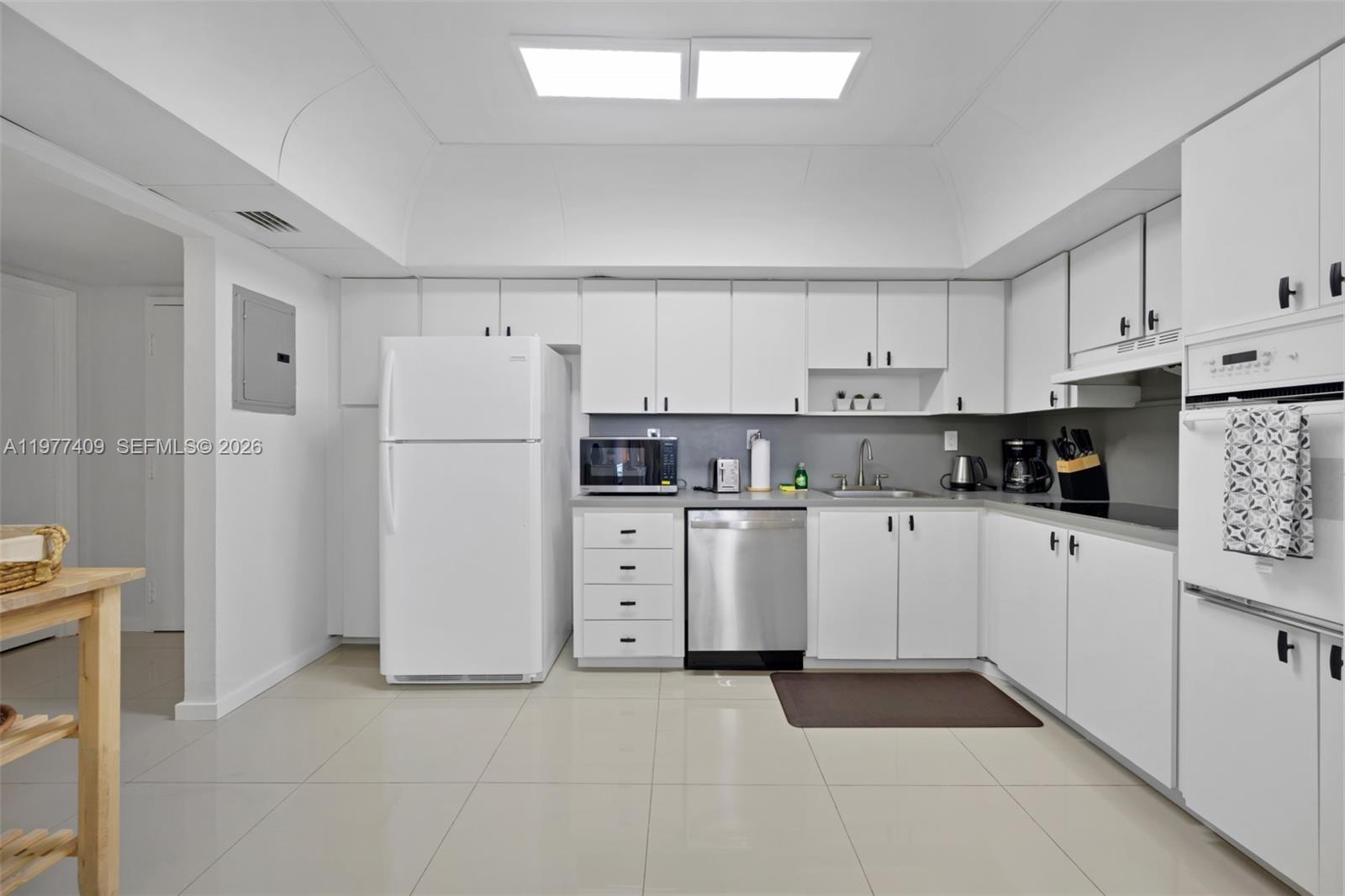 Photo of 19370 Collins Ave  #708, Sunny Isles Beach, Florida, 33160 - 