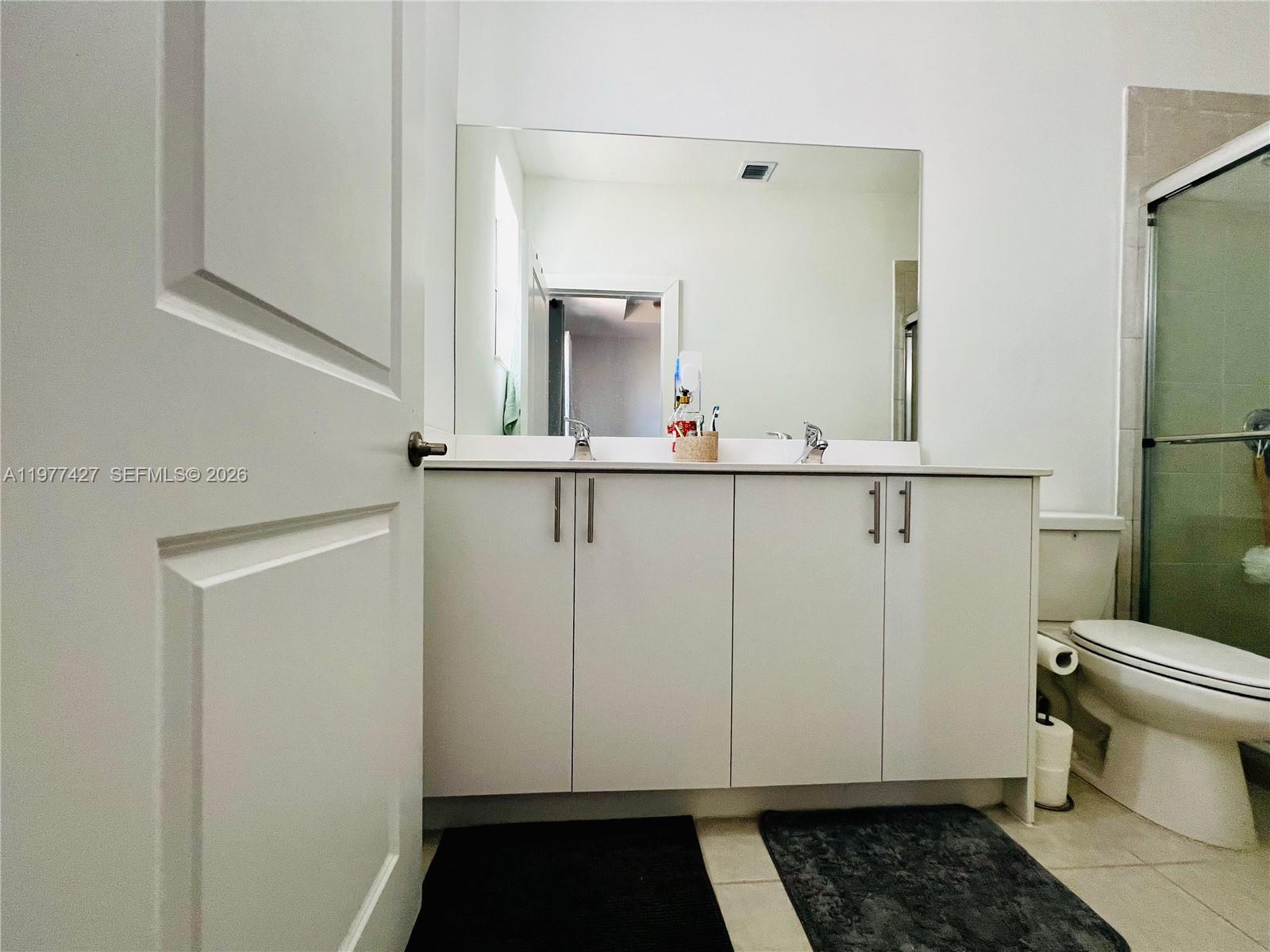 11715 3 / 3 1328 кв.футов $ 2026-03-05 0 Фото