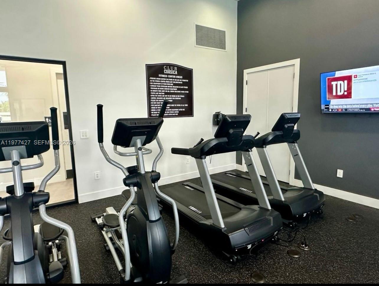 11715 3 / 3 1328 кв.футов $ 2026-03-05 0 Фото