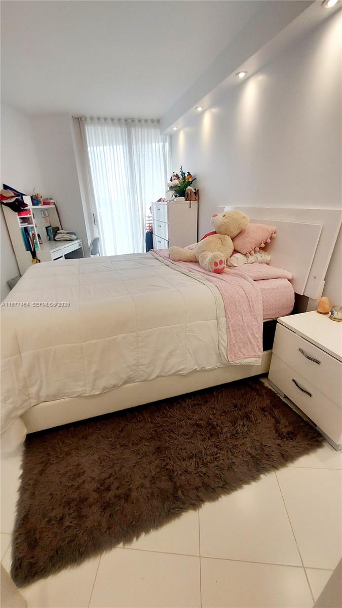 508 2 / 2 1230 sq. ft. $ 2026-05-18 0 Photo