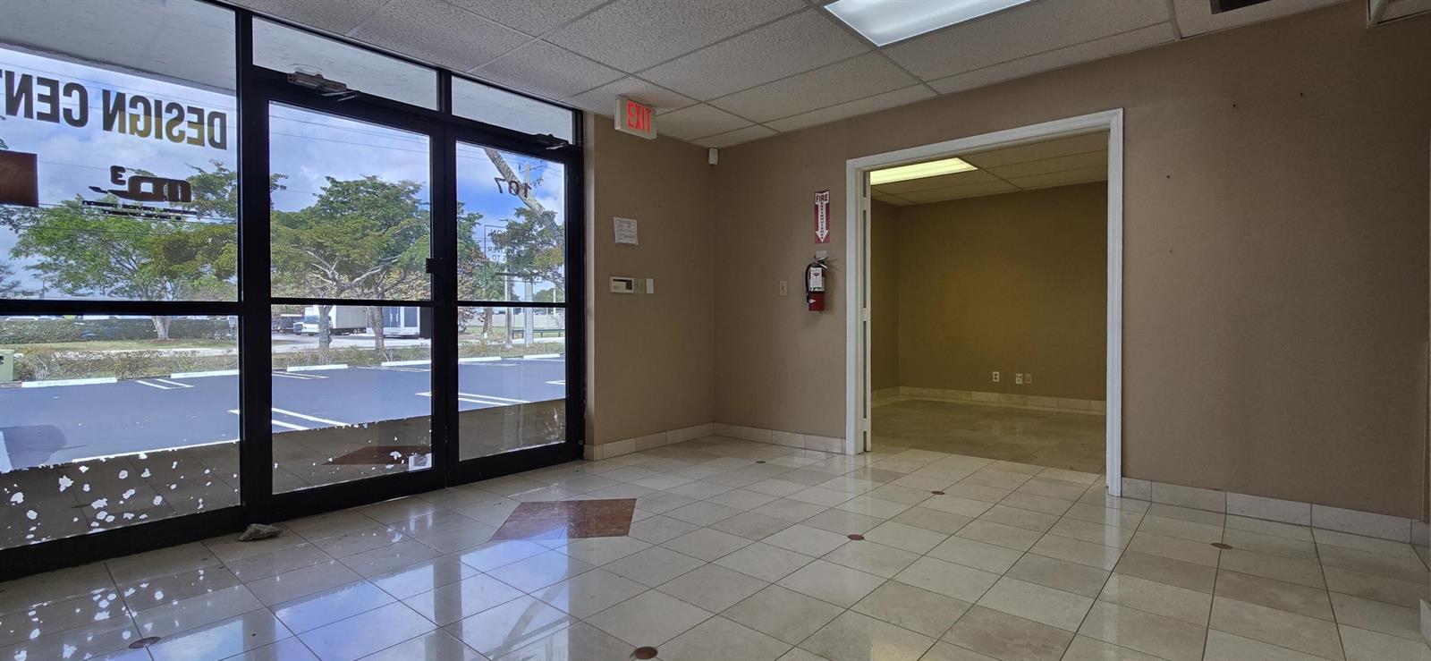 Ver detalles 107 / 3 sq. ft. $ 2026-06-02 0 foto