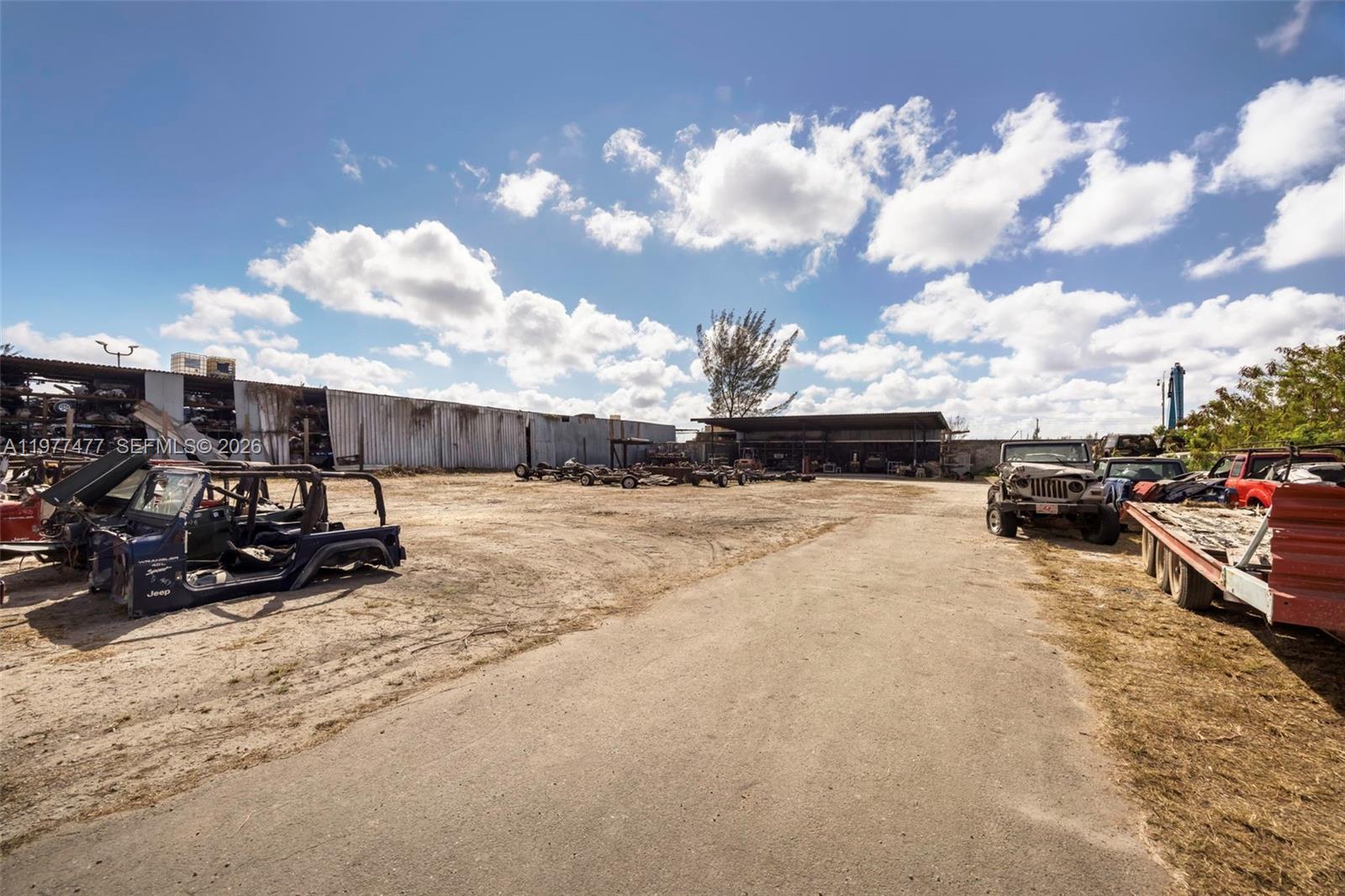 Ver detalles / sq. ft. $ 2026-03-05 0 foto