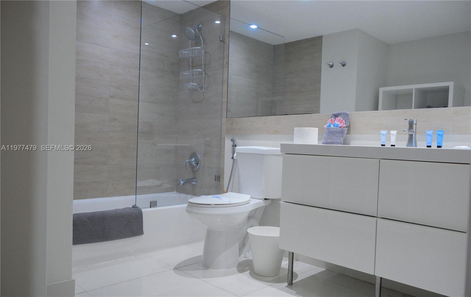 Photo of 19370 Collins Ave #1614, Sunny Isles Beach, Florida, 33160 -