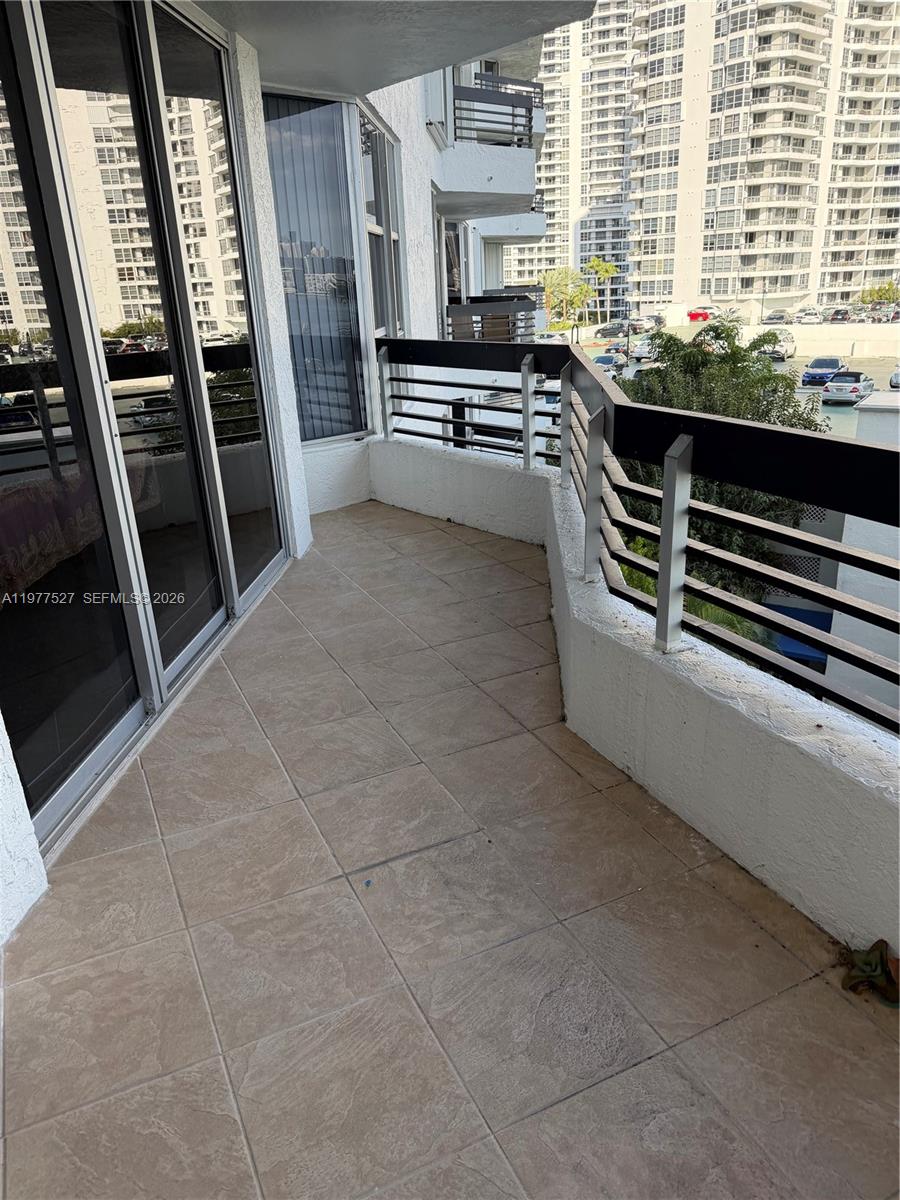 Photo of 3600 Mystic Pointe Dr  #615, Aventura, Florida, 33180 - 