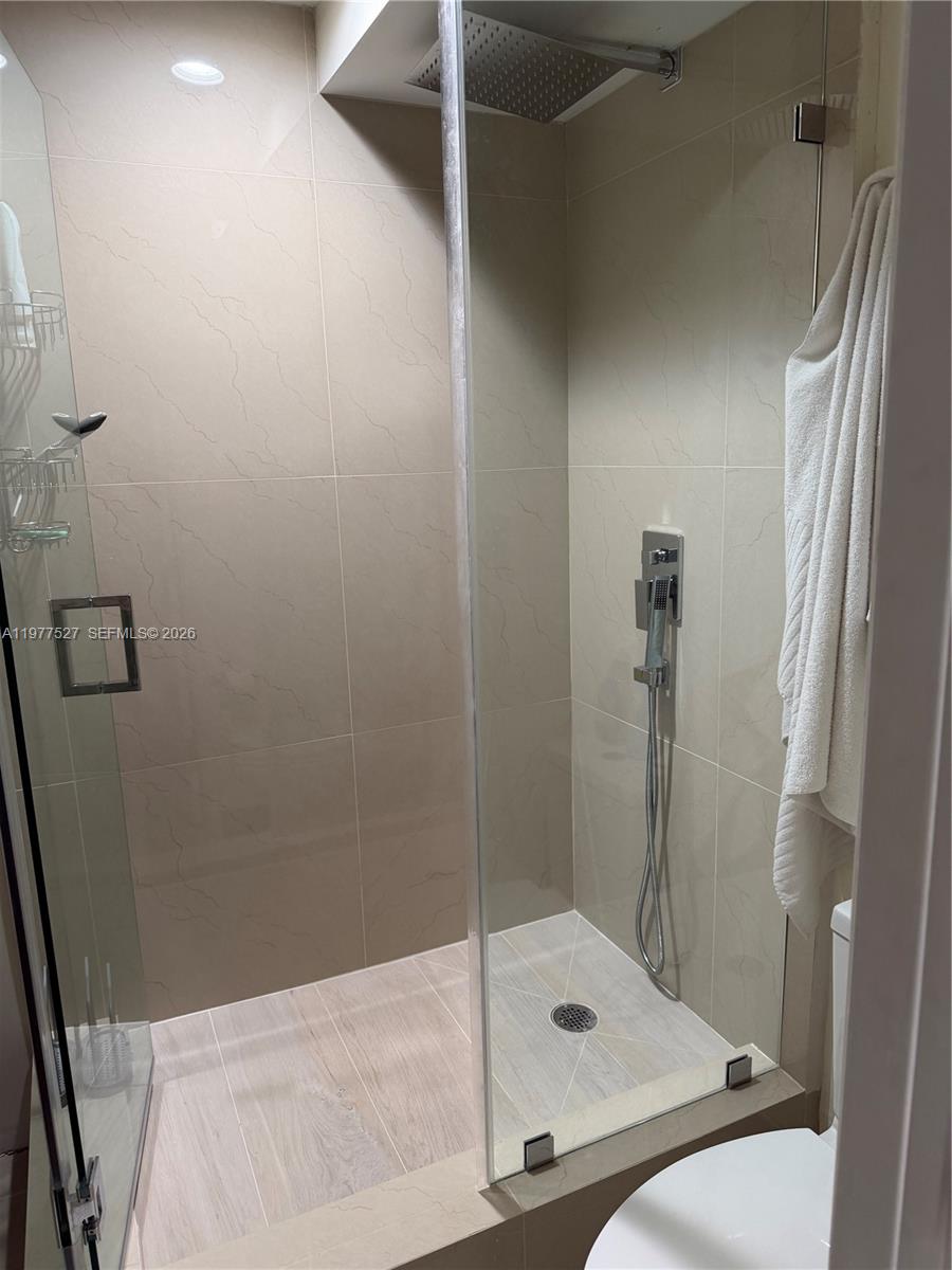 Photo of 3600 Mystic Pointe Dr  #615, Aventura, Florida, 33180 - 