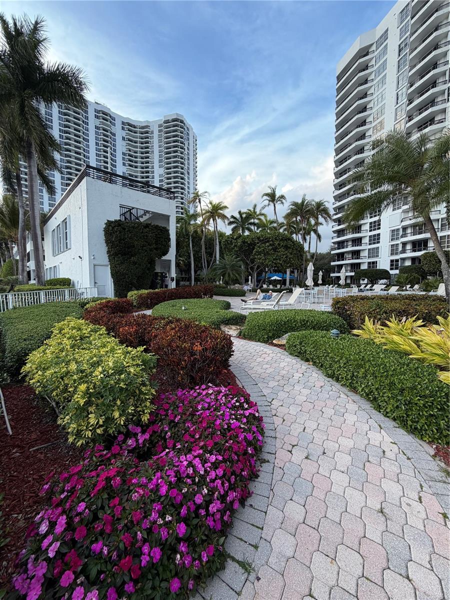 Photo of 3600 Mystic Pointe Dr  #615, Aventura, Florida, 33180 - 