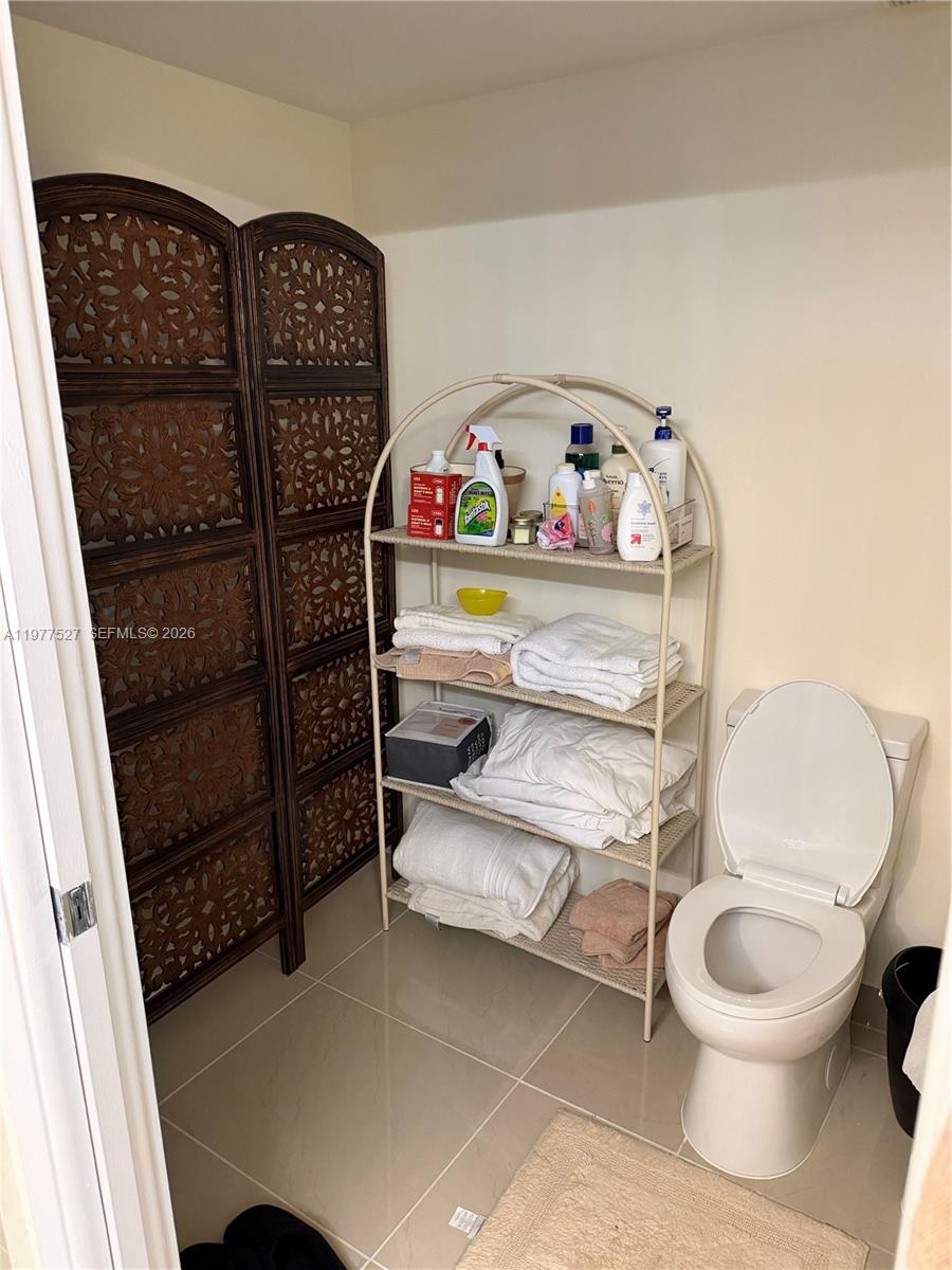 Photo of 3600 Mystic Pointe Dr  #615, Aventura, Florida, 33180 - 