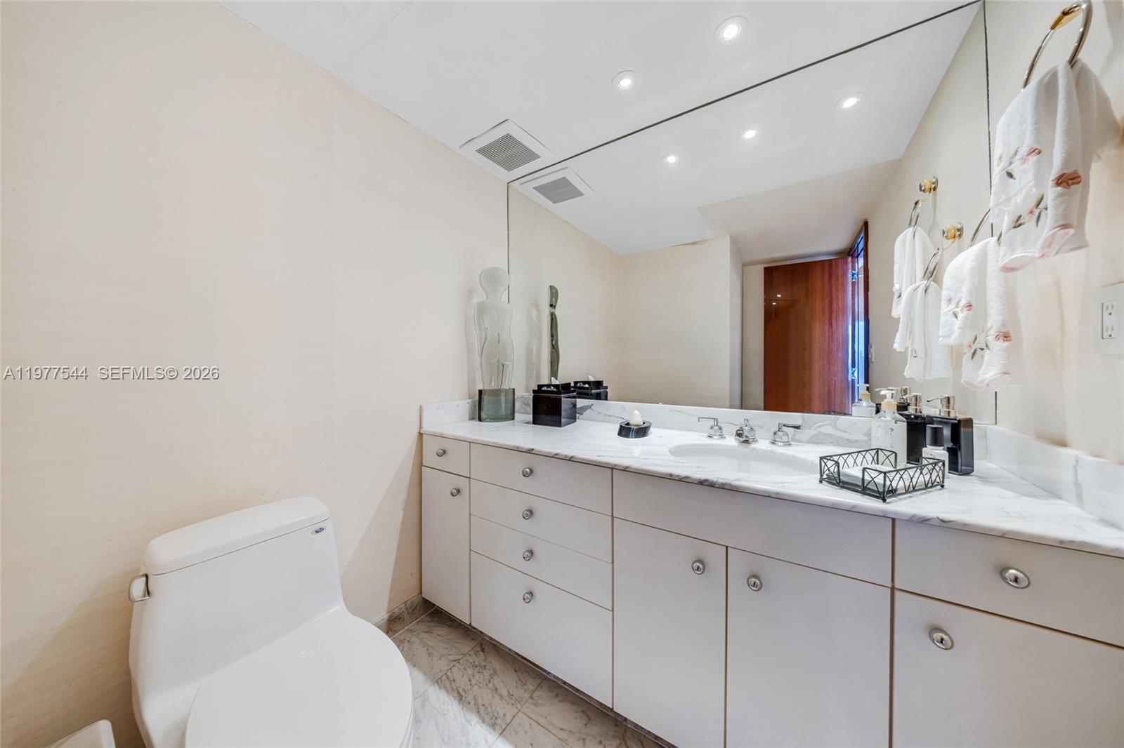 Photo of 19355 Turnberry Way  #23GR, Aventura, Florida, 33180 - 