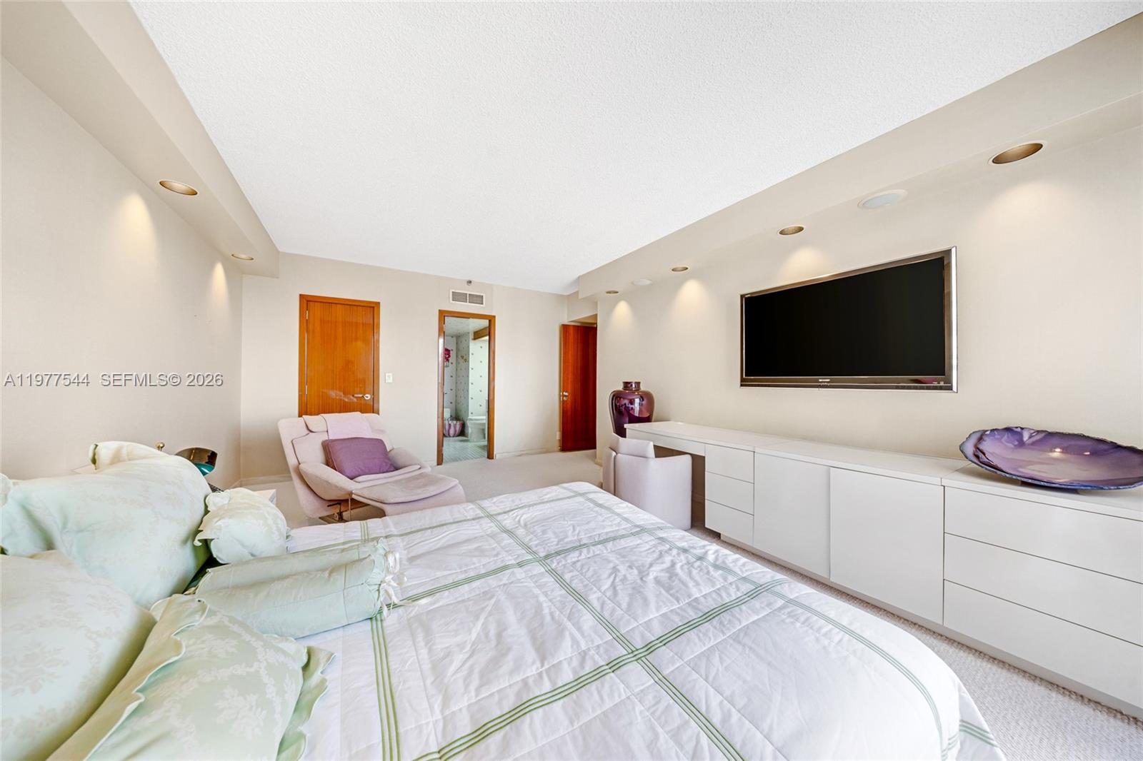 Photo of 19355 Turnberry Way  #23GR, Aventura, Florida, 33180 - 