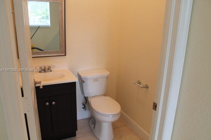   /  3500 кв.футов $ 2026-03-05 0 Фото