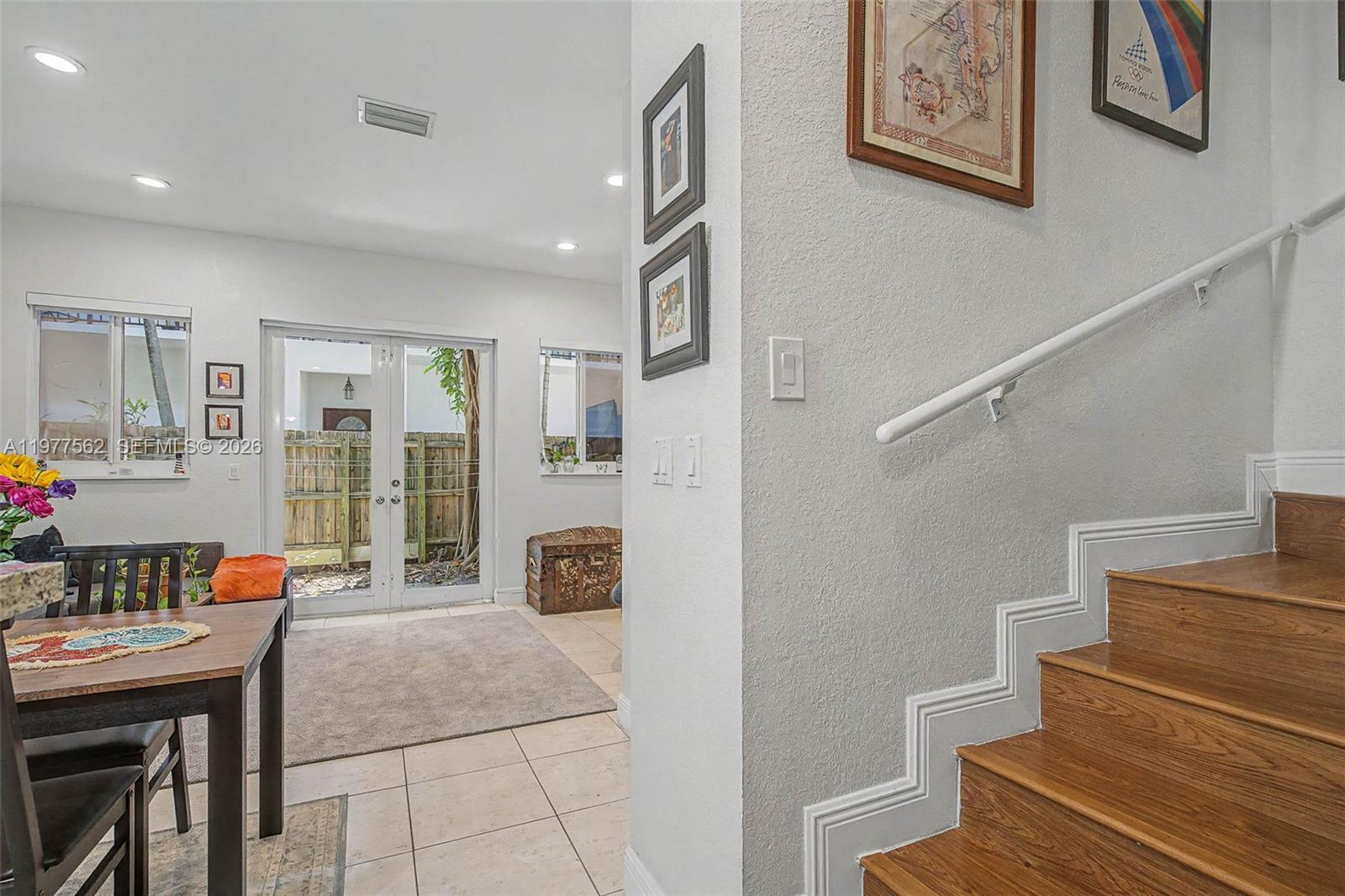Ver detalles / 3500 sq. ft. $ 2026-07-28 0 foto