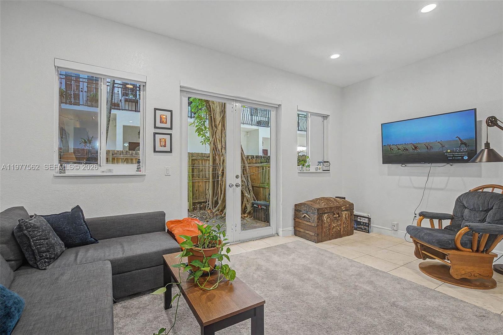Ver detalles / 3500 sq. ft. $ 2026-07-28 0 foto