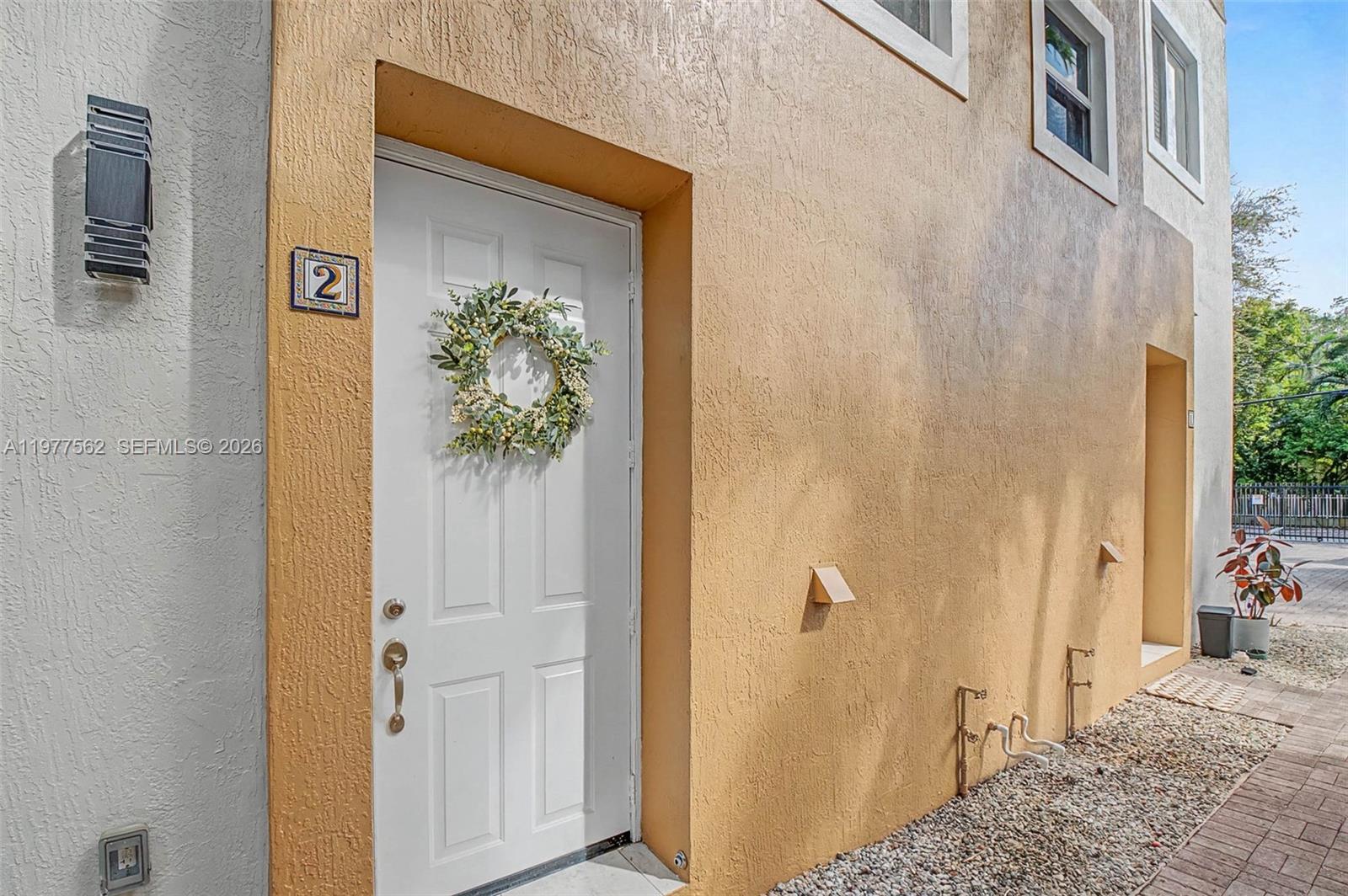   /  3500 кв.футов $ 2026-03-05 0 Фото