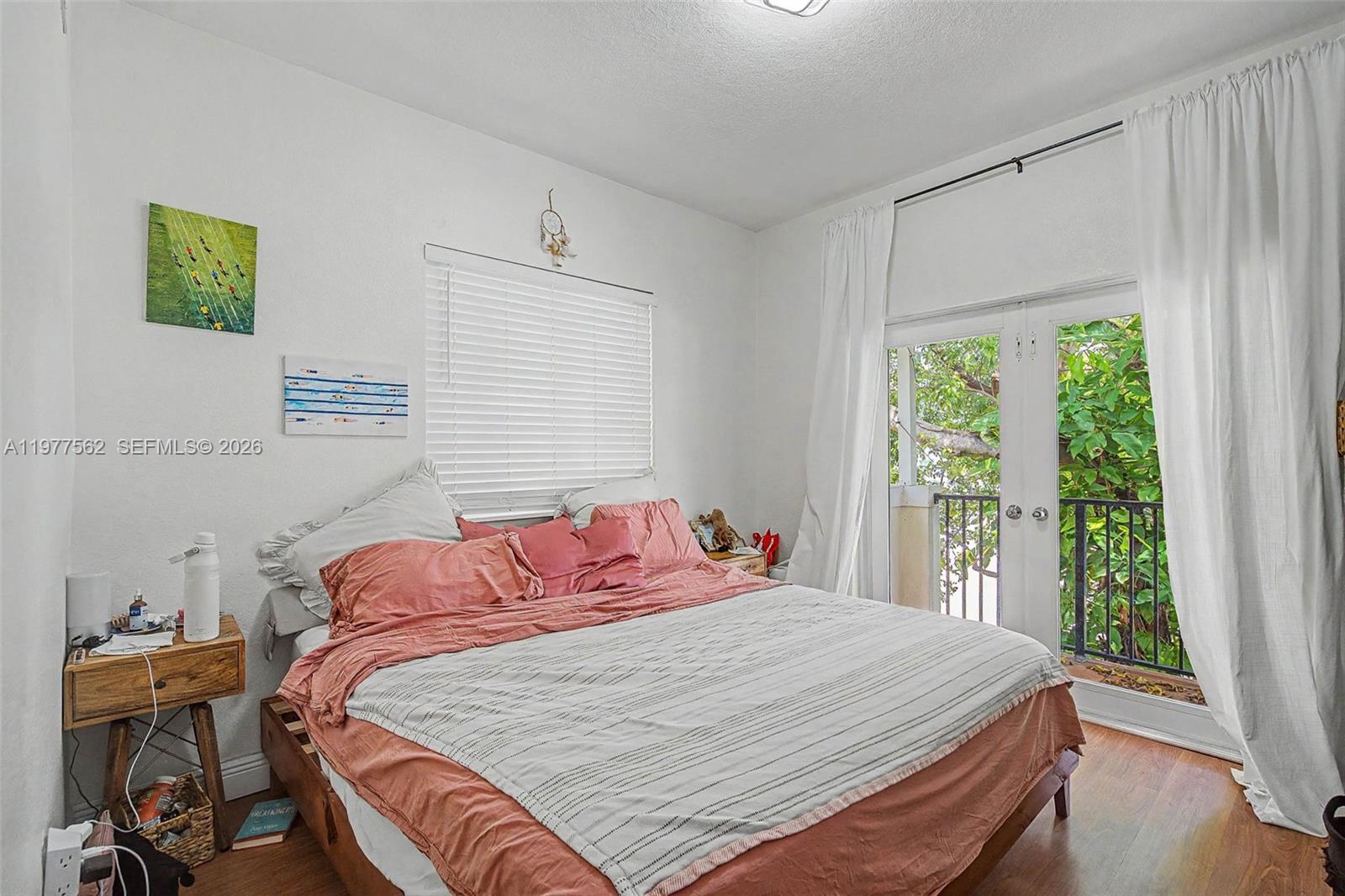 Ver detalles / 3500 sq. ft. $ 2026-07-28 0 foto