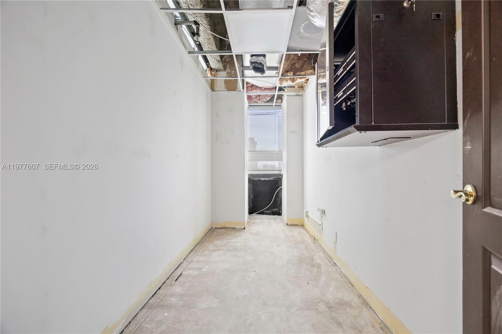 Подробнее 602 / кв.футов $ 2026-03-05 0 Фото