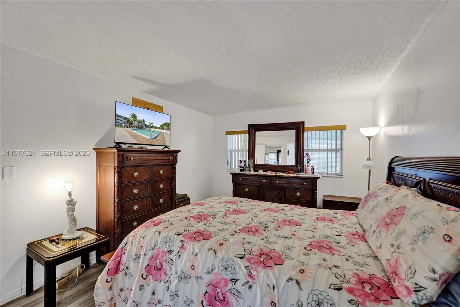 209 1 / 2 775 sq. ft. $ 2026-03-05 0 foto