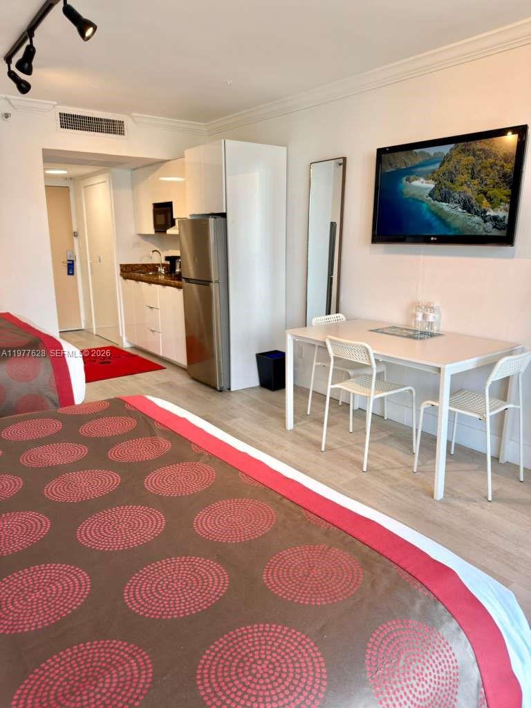 Photo of 19201 Collins Ave  #933, Sunny Isles Beach, Florida, 33160 - 