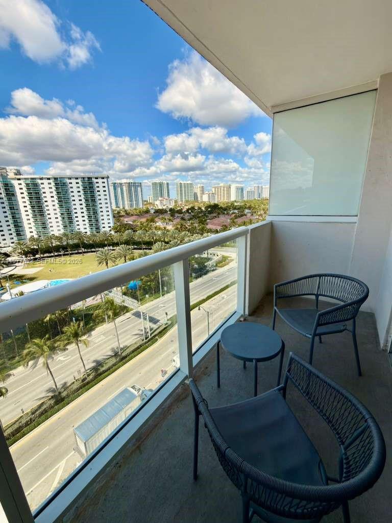 Photo of 19201 Collins Ave  #933, Sunny Isles Beach, Florida, 33160 - 