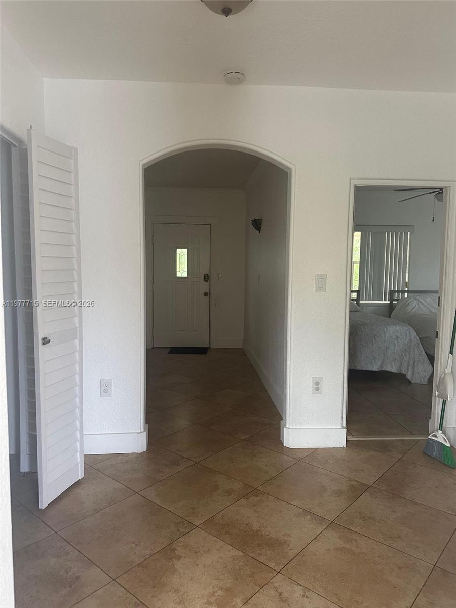   /  3158 кв.футов $ 2026-03-06 0 Фото