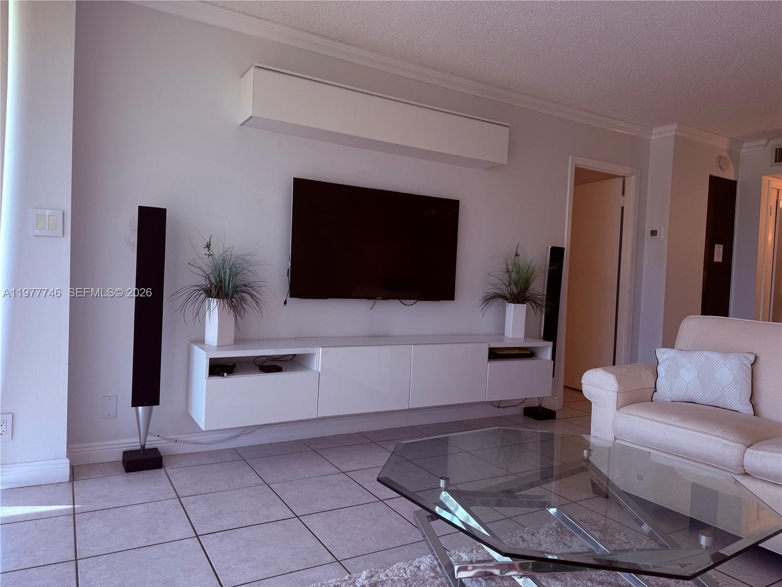 Photo of 3475 Country Club Dr  #409, Aventura, Florida, 33180 - 