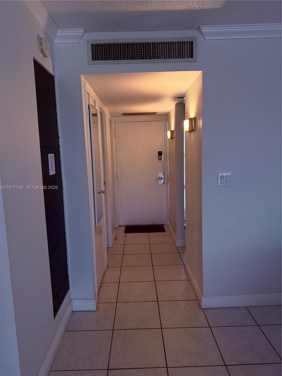 Photo of 3475 Country Club Dr  #409, Aventura, Florida, 33180 - 