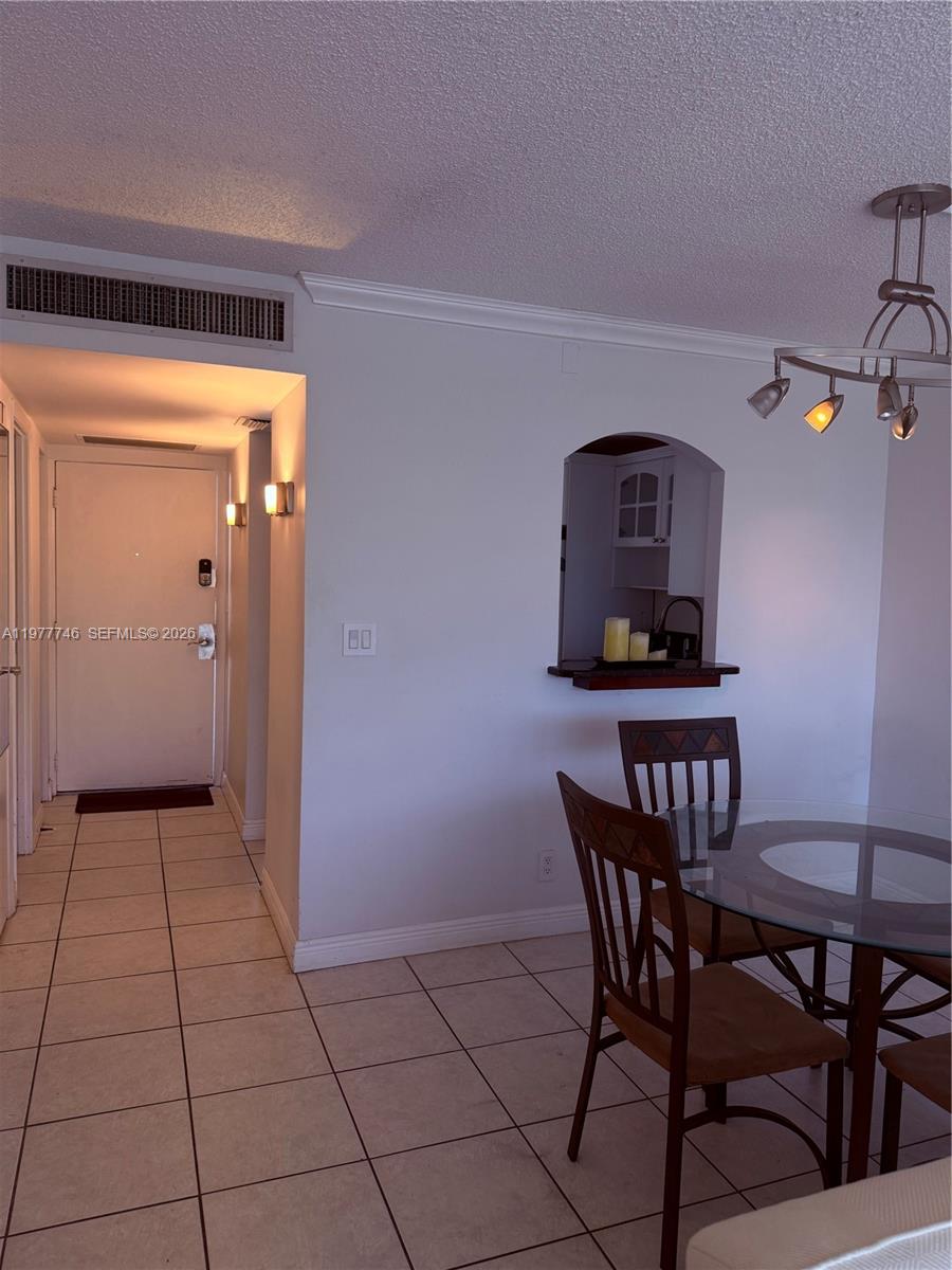 Photo of 3475 Country Club Dr  #409, Aventura, Florida, 33180 - 