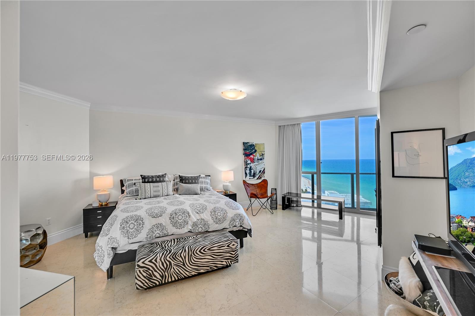 Photo of 3101 Ocean Dr  #2807, Hollywood, Florida, 33019 - 