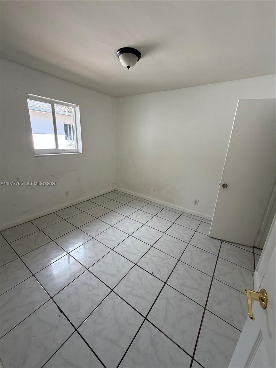   /  3905 sq. ft. $ 2026-03-06 0 foto