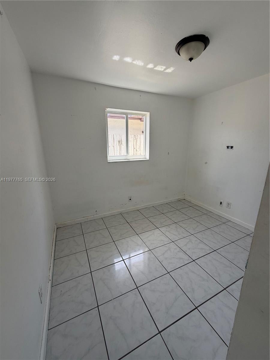   /  3905 sq. ft. $ 2026-03-06 0 foto