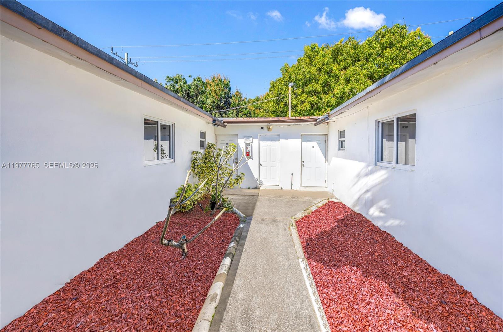   /  3905 sq. ft. $ 2026-03-06 0 foto