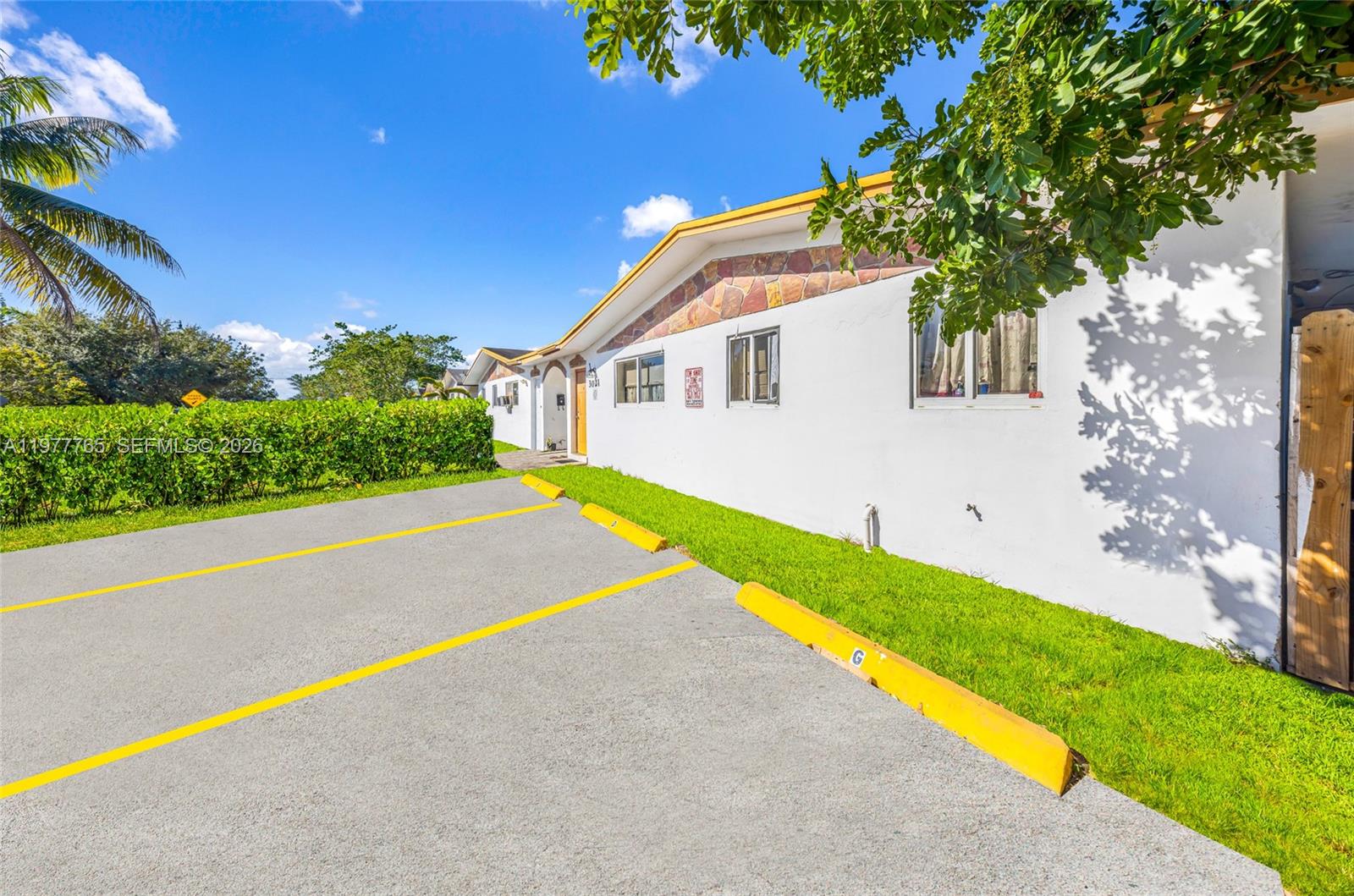   /  3905 sq. ft. $ 2026-03-06 0 foto