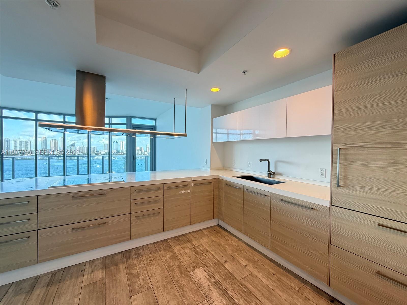 Photo of 17111 Biscayne Blvd  #1211, North Miami Beach, Florida, 33160 - 