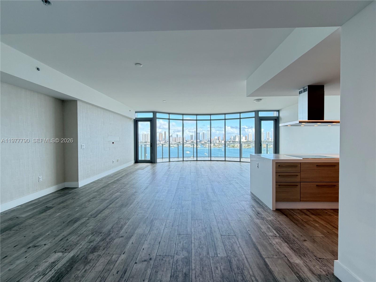 Photo of 17111 Biscayne Blvd  #1211, North Miami Beach, Florida, 33160 - 