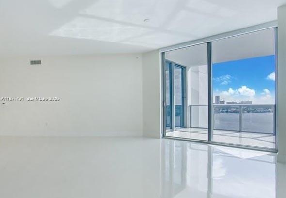 Photo of 17301 Biscayne Blvd  #1103, North Miami Beach, Florida, 33160 - 