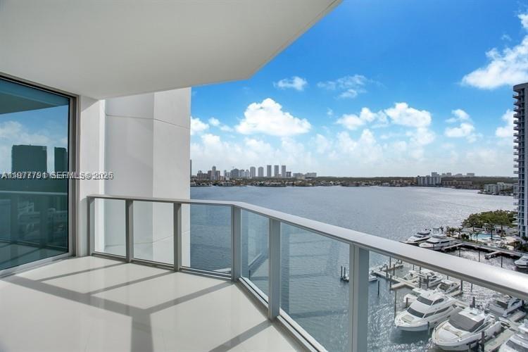 Photo of 17301 Biscayne Blvd  #1103, North Miami Beach, Florida, 33160 - 