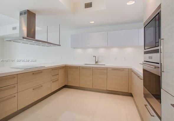 Photo of 17301 Biscayne Blvd  #1103, North Miami Beach, Florida, 33160 - 