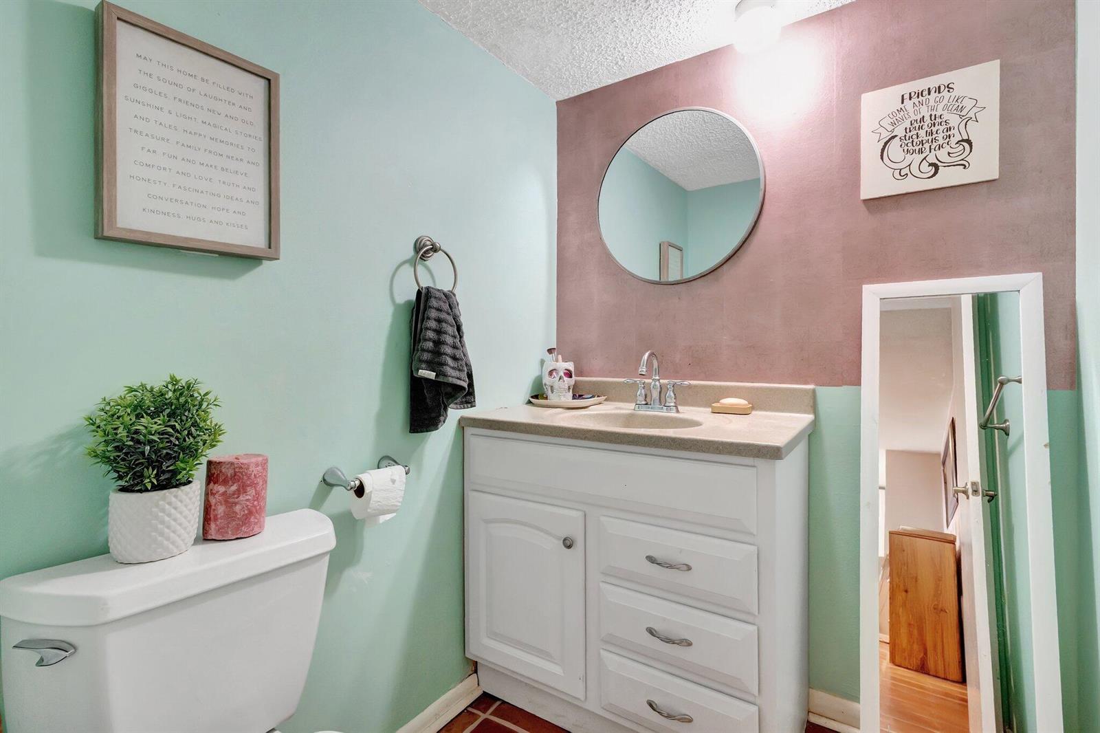 1586 3 /  1622 sq. ft. $ 2026-09-29 0 foto