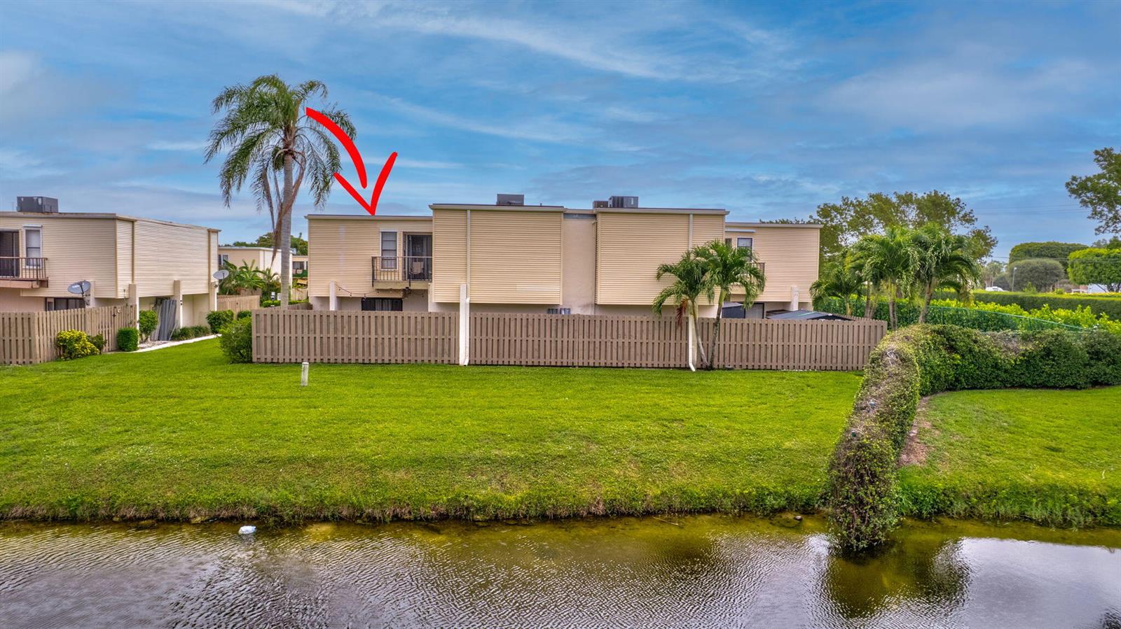 1586 3 /  1622 sq. ft. $ 2026-09-29 0 foto