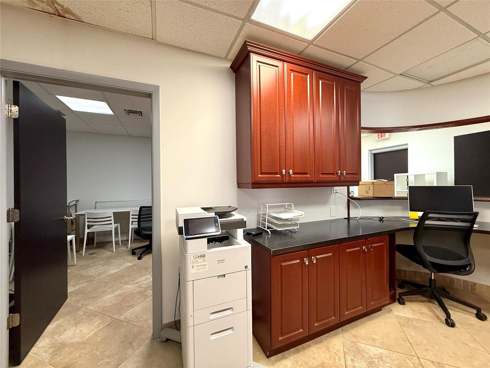 Ver detalles 101 / 0 sq. ft. $ 2026-06-15 0 foto