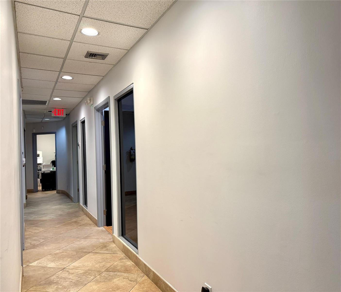 Ver detalles 101 / 0 sq. ft. $ 2026-06-15 0 foto