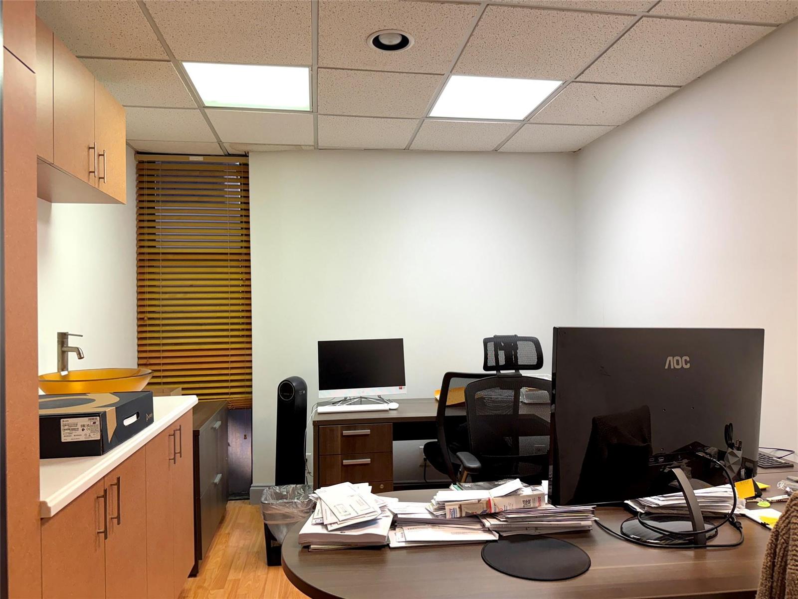 Ver detalles 101 / 0 sq. ft. $ 2026-06-15 0 foto