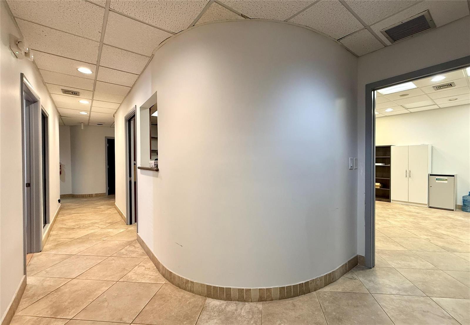 Ver detalles 101 / 0 sq. ft. $ 2026-06-15 0 foto