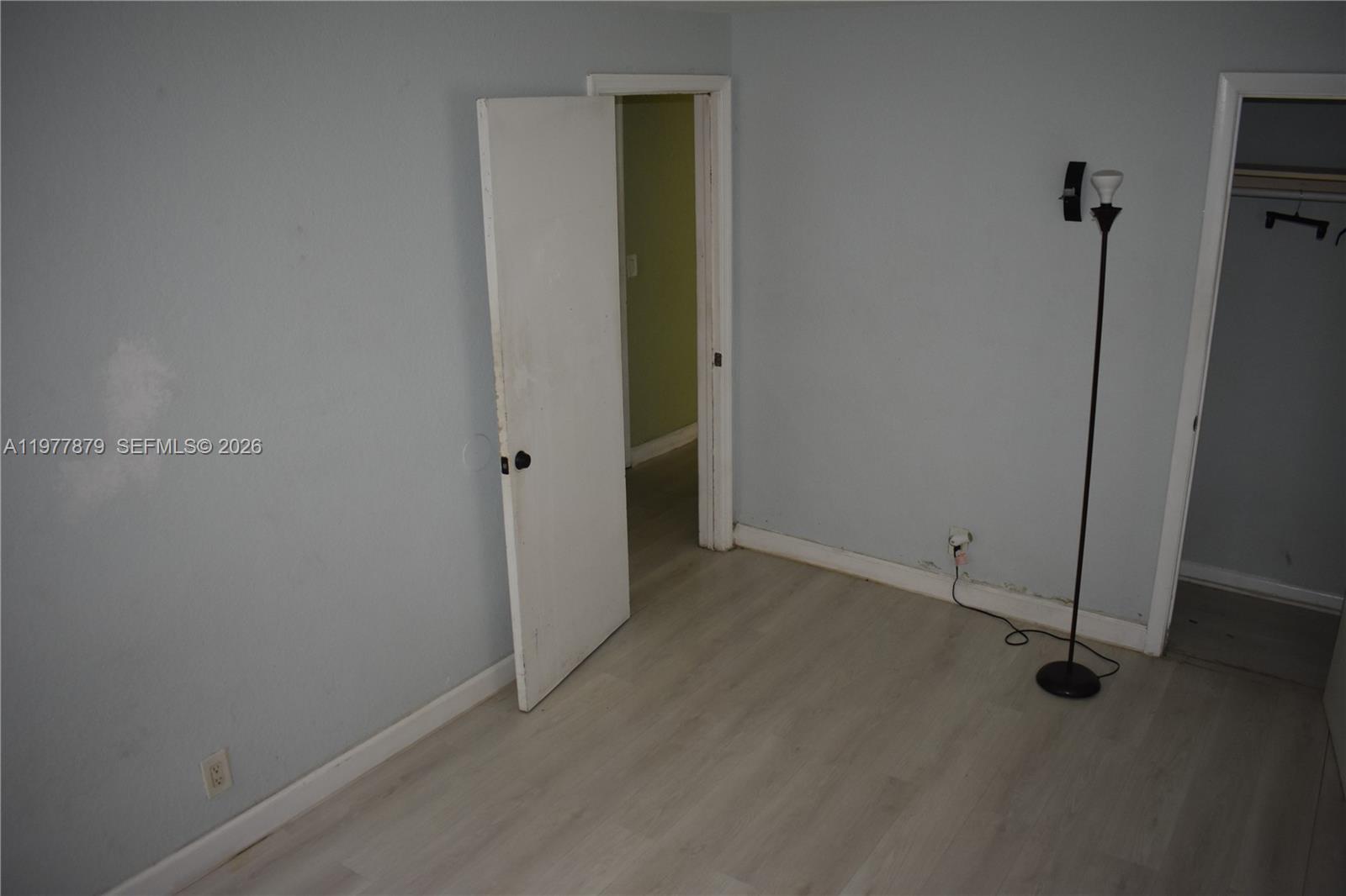 2121 3 / 1 880 sq. ft. $ 2026-03-06 0 Photo