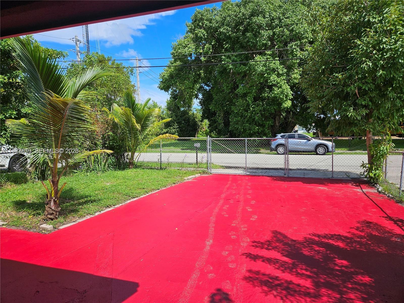 2121 3 / 1 880 sq. ft. $ 2026-03-06 0 foto