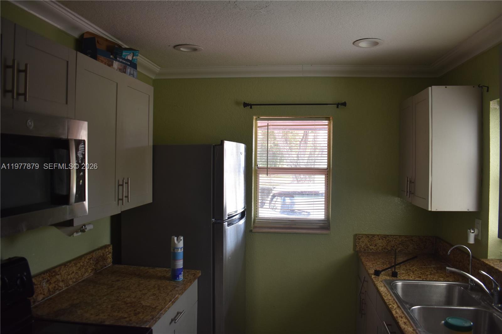 2121 3 / 1 880 sq. ft. $ 2026-03-06 0 Photo