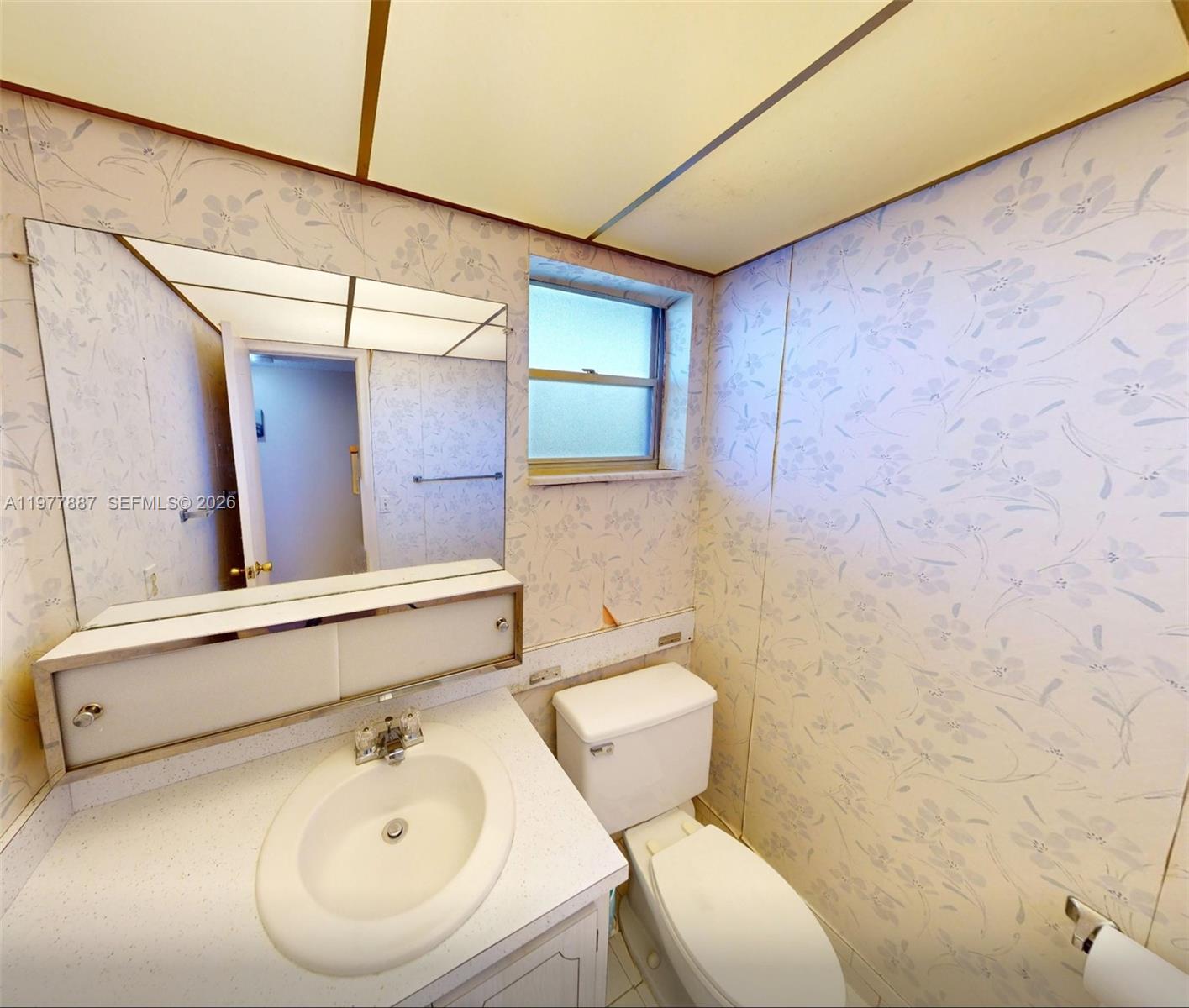 Photo of 619 14th Ave  #303, Hallandale Beach, Florida, 33009 - 