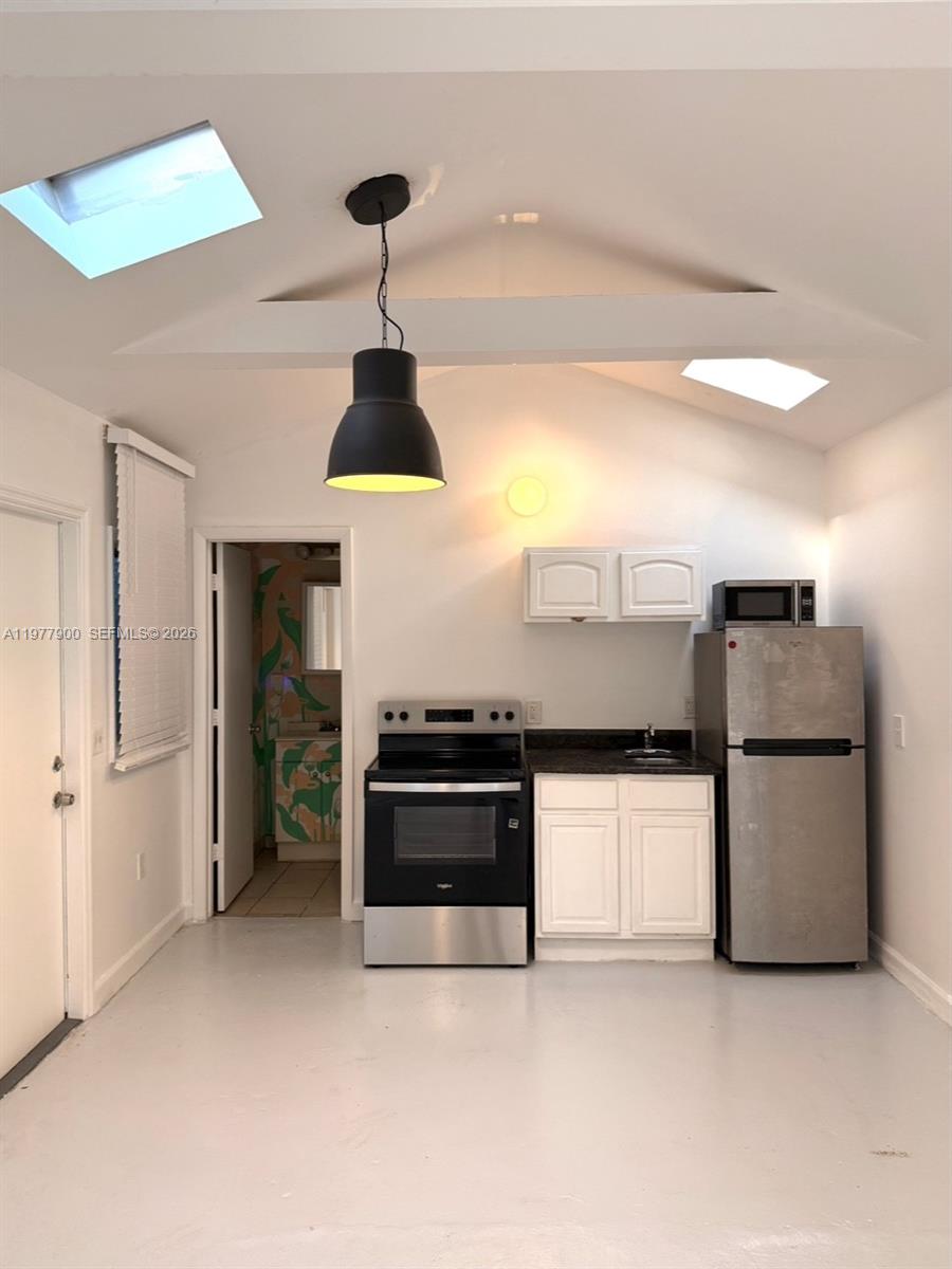   /  2983 sq. ft. $ 2026-04-20 0 foto