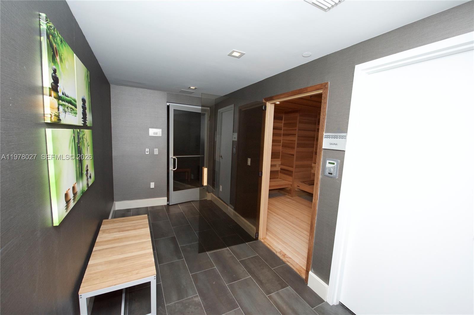 5-1506 2 / 3 1524 кв.футов $ 2026-03-06 0 Фото