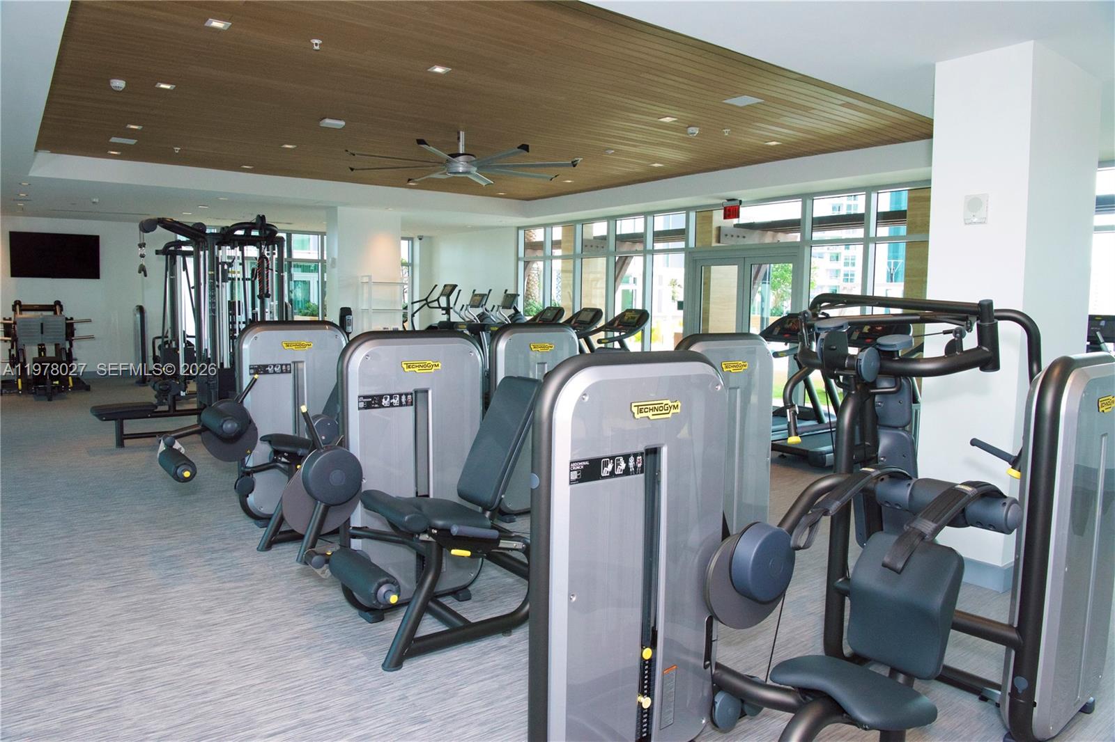 5-1506 2 / 3 1524 кв.футов $ 2026-03-06 0 Фото